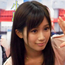 小島みなみ