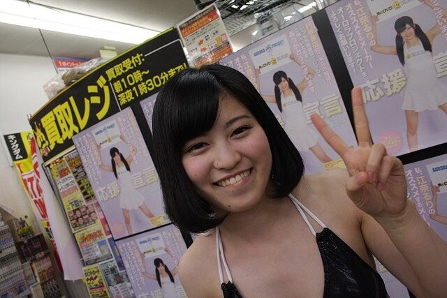 2016年4月23日＆4月24日　江奈るりちゃんサイン会開催しました！