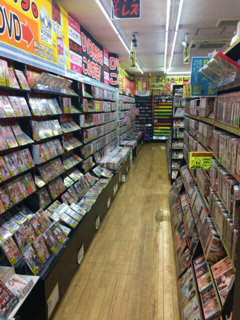 男のDVDコーナー