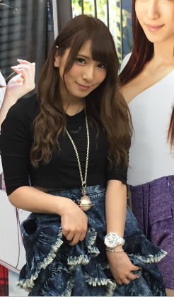 園田みおん