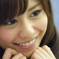 瑠川リナ