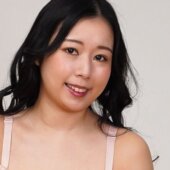 塚田しおり