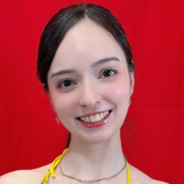 西田カリナ